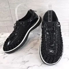 レア美品✨️KEEN UNEEK O2 スニーカーサンダル ブラック 26.5cmのサムネイル