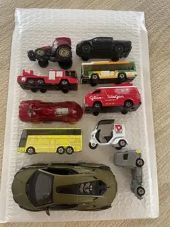 【D】トミカ　他　まとめ売り　ミニカー10台