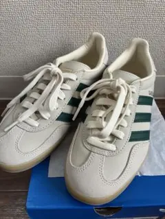 adidas GAZELLE ホワイト/グリーン スニーカー