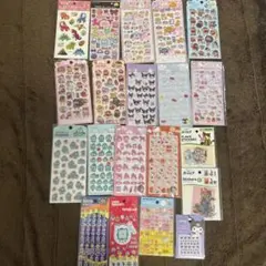 色々なシール詰め合わせ　たまごっち　クレヨンしんちゃん　サンリオ