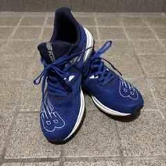 ランニングシューズ