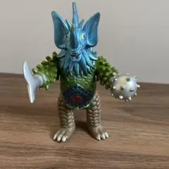 タイラント ウルトラマン　ソフビ