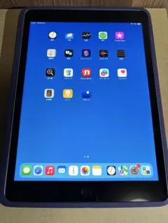 iPad 第9世代 シルバー64GB 本体 + Logiキーボード付き