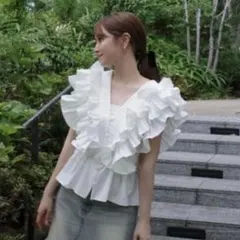 SLY【新品タグ付き】RIBBON ARM FRILL トップス 白 - メルカリ