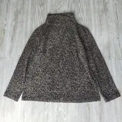 シヤルレ Tシャツ