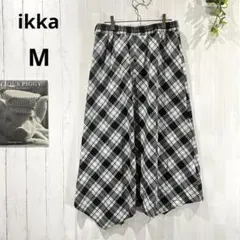 【イッカ 】ikka モノトーンチェック イレギュラーヘム フレアスカート Mのサムネイル