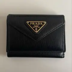 PRADA プラダ 三つ折り財布