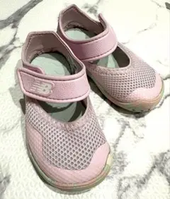 New Balance ベビーサンダル ピンク 12.5