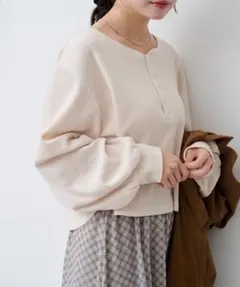 kastane ワッフルヘンリープルオーバー アイボリー