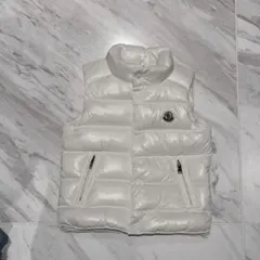 MONCLER ホワイト ダウンベスト