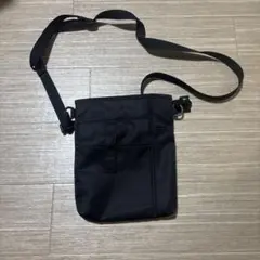 無印良品サコッシュ ブラックのサムネイル