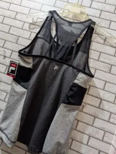 FILA ヨガタンクトップ グレー/ブラック新品未使用のサムネイル