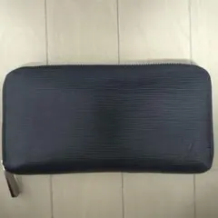 ルイヴィトン　長財布　エピ ジッピーウォレット ブラック