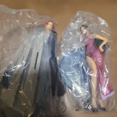 ワンピース　シャンクス、ハンコック