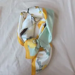 花柄シルク風スカーフ