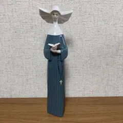 祈る尼僧／祈りのひと時 リヤドロ人形 スペイン 絶版 置物 フィギュア