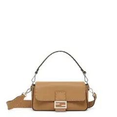 新品未使用 フェンディ FENDI バゲット ミディアム バッグ 芸能人愛用のサムネイル