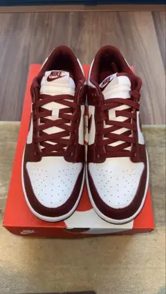 ナイキ　ダンク　赤　チームレッド