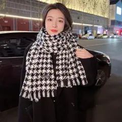 ☆カシミアタッチ☆千鳥格子ストール☆マフラー☆ブラック×ホワイト　モノトーン