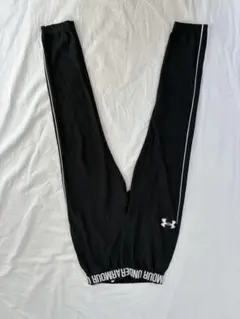UNDER ARMOUR ブラック ジャージ 130