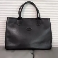 LONGCHAMP ロンシャン　オールレザー　トートバッグ　ブラック　ロゴ型押しのサムネイル