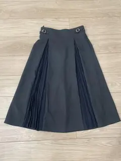 Grove　ワールド　プリーツスカート　トップスに