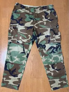 古着　迷彩 カーゴパンツ　ウッドランド　Lのサムネイル