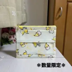 ミニオカメインコ　インコ柄　ポケットティッシュポーチ　大きめ　ハンドメイドのサムネイル