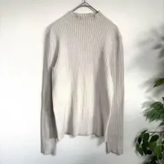 ジーユー GU ハイネックリブニット　ベーシック　ベージュ　ゆったり　普段着　Ｍ