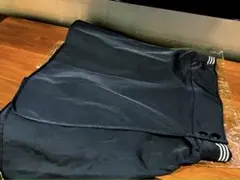 adidas ビンテージ　黒紺色　テニス　スコート　S 　おまけ付