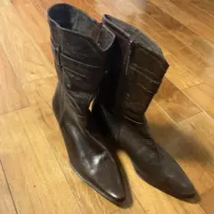 Item thumbnail for item 1b201fa5-ee98-44bf-9bba-f1c0052b9d2a