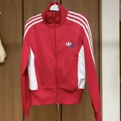 adidas 赤 ジャージ モスクワデザイン