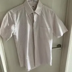 UNIQLO 半袖シャツ 赤ストライプ柄のサムネイル