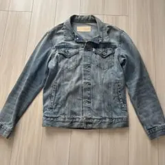 薄い青色 デニムジャケット