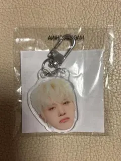 TREASURE カプセルトイ 喜怒哀楽 ジョンファン怒