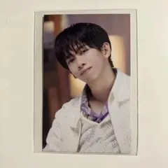 Item thumbnail for item 439f9634-2fb2-4b92-b15b-c67f6cc63e7c