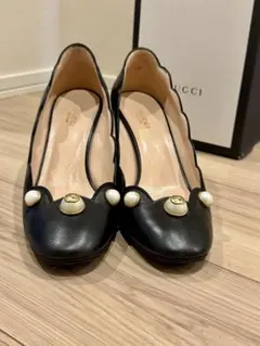 GUCCI（グッチ） パンプス ブラック パール GGロゴ ヒール 7.5cmのサムネイル