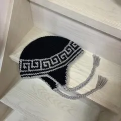 【手編み】幾何学模様の☆耳当付ニット帽