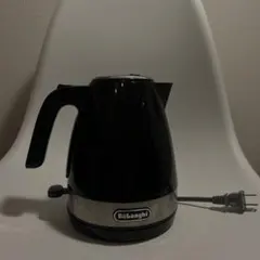 DeLonghi 電気ケトル 黒のサムネイル