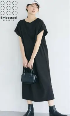 coca エンボスボートネックワンピース レディー