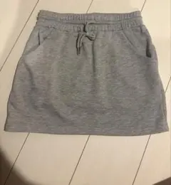 グレー　スウェット　ミニスカートのサムネイル
