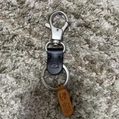 【新品未使用】IL BISONTE ブラックレザー キーホルダー