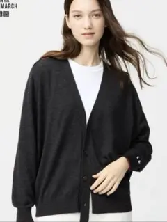 新品未使用　ユニクロANNA HINDMARCH カーディガン　ダークグレーL