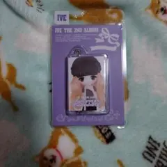 IVE THE 2ND ALBUM アクリルキーホルダーREI