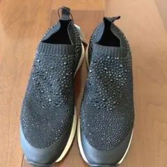 ZARA　ブラック スパンコール スリッポン 39