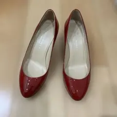 値下げ コルソローマ9 エナメルレッドパンプス　サイズ38 24.5㎝のサムネイル