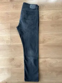 American Eagle Outfitters デニムパンツのサムネイル