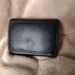 サンローラン　黒　三つ折り財布
