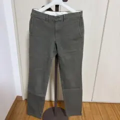 無印 チノスリムパンツ ダークグリーンのサムネイル