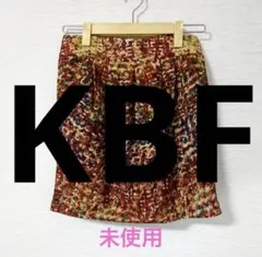 新品未使用【KBF】スカート red
